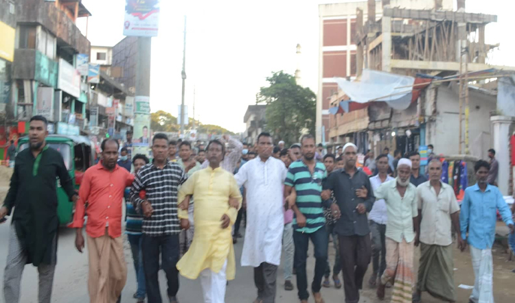 হকার্সদের পূণর্বাসনের দাবিতে সিলেট মহানগর হকার্স ঐক্য পরিষদের বিক্ষোভ মিছিল