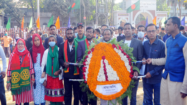 বিজয় দিবসে সার্ক মানবাধিকার ফাউন্ডেশন সিলেট মহানগরের শ্রদ্ধাঞ্জলি