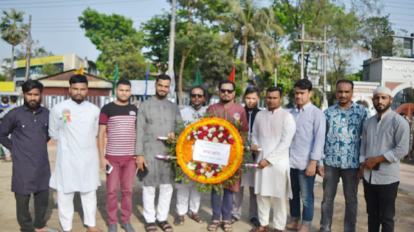 মহান স্বাধীনতা দিবস উপলক্ষে সিলেট ইয়াং স্টারের শ্রদ্ধাঞ্জলী অর্পন