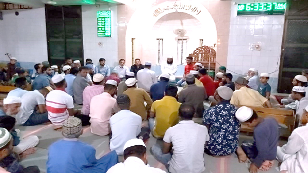 খন্দকার মুক্তাদিরের রোগমুক্তি কামনায় ১৯নং ওয়ার্ড ছাত্রদলের মিলাদ ও দোয়া মাহফিল