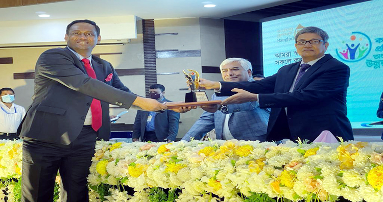 দেশের দ্বিতীয় সর্বোচ্চ করদাতা নির্বাচিত হলেন সিলেটের মেসার্স মোহাম্মদ জামিল ইকবাল কোম্পানি