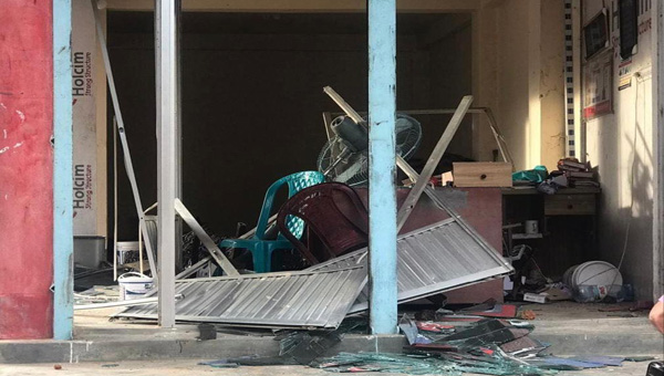 লন্ডন প্রবাসী ছাত্রদল নেতা মিনহাজের বাবার ব্যবসা প্রতিষ্ঠানে হামলা