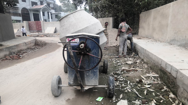 সিসিক’র মরণফাঁদে চরম দুর্ভোগ, ঝুঁকি