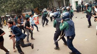 জগন্নাথপুরে বিএনপির মিছিল সমাবেশে পুলিশের লাঠিচার্জ, টিয়ারশেল নিক্ষেপ