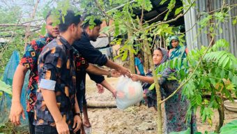 গোয়াইনঘাটে জেলা ছাত্রলীগের সাধারণ সম্পাদক রাহেল সিরাজের ত্রাণ বিতরণ