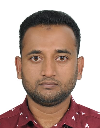 সিলেটের দক্ষিণ সুরমা কদমতলীতে ব্যবসা প্রতিষ্ঠান হইতে অস্ত্র উদ্ধার: গ্রেফতার -২