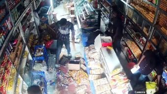 জেলা যুবলীগের সাবেক নেতা লন্ডন প্রবাসী সাইদুরের ব্যবসা প্রতিষ্ঠানে হামলা ও লুটপাট