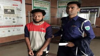 দক্ষিণ সুরমায় দু’পক্ষের সংঘর্ষে হামলায় জামাত শিবির নেতা মোঃ রাকিব মিয়া গ্রেফতার
