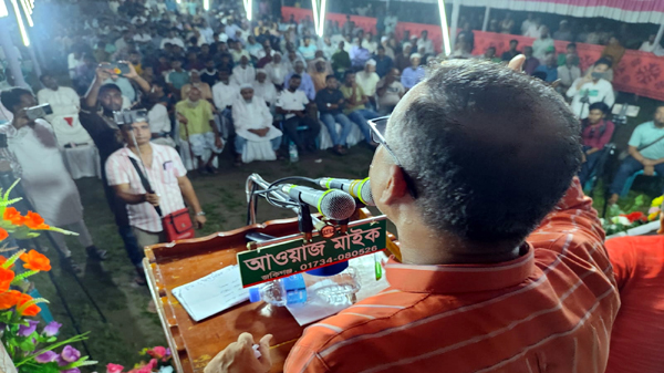জন্মমাঠিতে ভালোবাসায় সিক্ত হলেন বিএনপি নেতা জাকির হোসাইন
