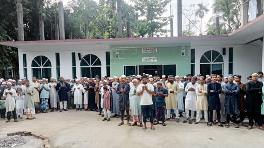 সিলাম ঢালিপাড়া গ্রামবাসীর উদ্যোগে কবর জিয়ারত, মিলাদ ও দোয়া মাহফিল