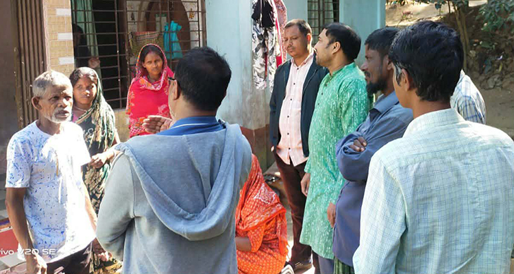 সিলেট-১ আসনে বাসদ মনোনীত প্রার্থী প্রণব জ্যোতি পাল এর কুশল বিনিময়