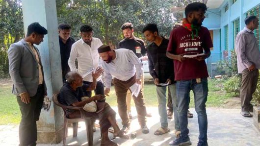 লন্ডন বিএনপি নেতা ইসরাইলের নেতৃত্বে ধানের শীষের গনসংযোগ