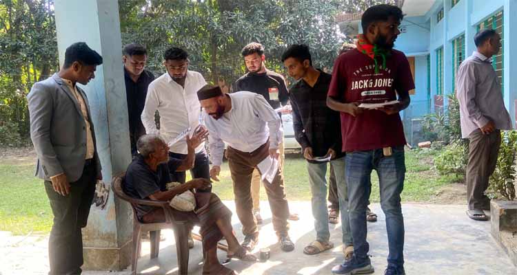 লন্ডন বিএনপি নেতা ইসরাইলের নেতৃত্বে ধানের শীষের গনসংযোগ