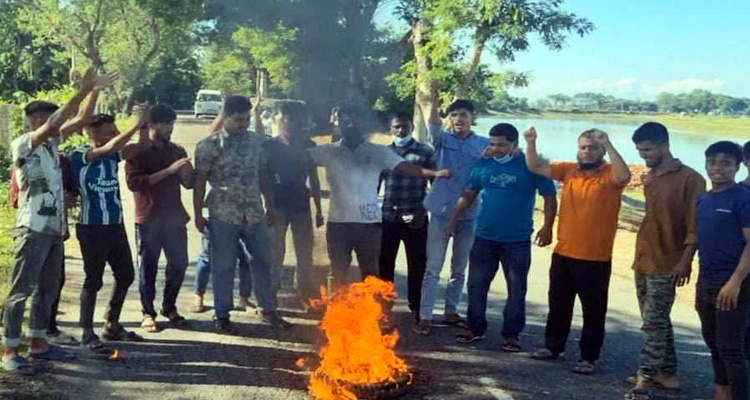 দিরাইয়ে হরতাল চলাকালে সড়কে টায়ার জ্বালিয়ে অবরোধ: ১৩ জনের রিরুদ্ধে মামলা