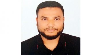 চাঁদপুর হাজীগঞ্জ বাজারে ব্যবসায়ীর উপর সন্ত্রাসী হামলা