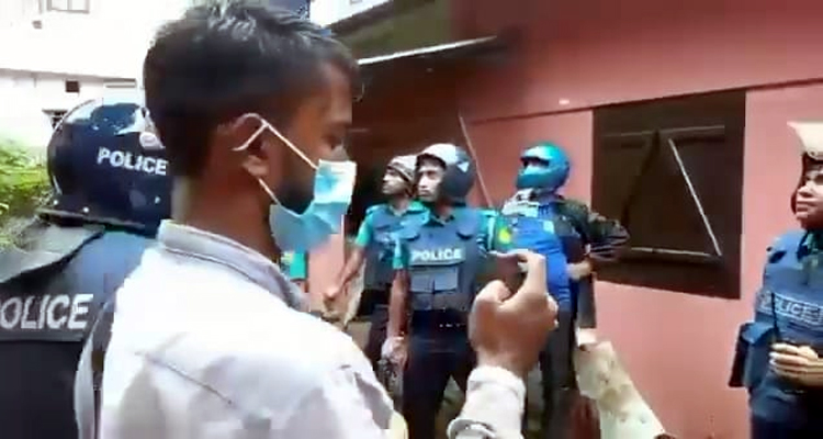 ১০ লক্ষ ৬০ হাজার টাকা আত্মসাৎ: ছাতকে আসামিদের ধরতে পুলিশি অভিযান, ঘরে তালা দিয়ে গা ঢাকা